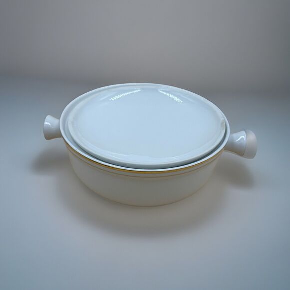 Andrea By Sadek Oven To Table Cookware Round Casserole with Lid - Gold Trim 7374 - Picture 7 of 9